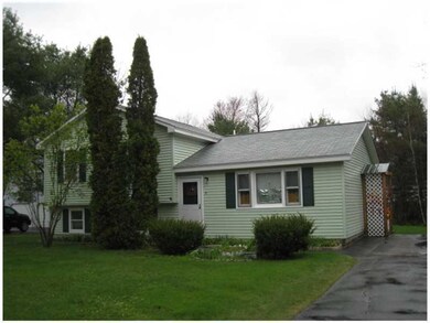 21 Dumas St, Lisbon, ME 04252 - photo 4