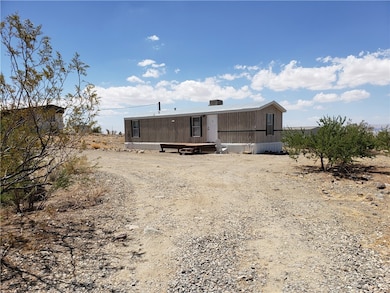 15693 N Jesmond Dr, Dolan Springs, AZ 86441 - photo 5