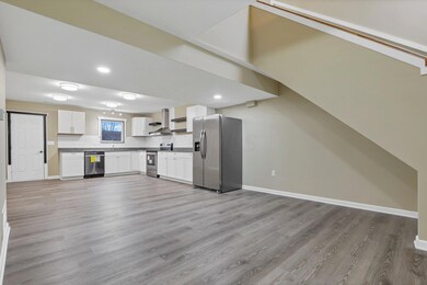 919 S Ashburton Rd, Columbus, OH 43227 - photo 7