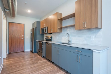 450 SW 7th St unit 103, Des Moines, IA 50309 - photo 5