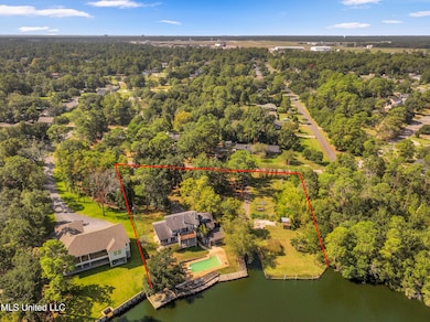 122 Bayou Cir, Gulfport, MS 39507 - photo 3