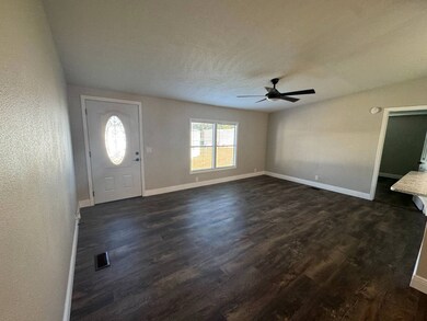 2525 Gulf City Rd unit 12, Ruskin, FL 33570 - photo 3