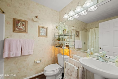 229 Hawthorn Loop, Crossville, TN 38555 - photo 6