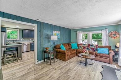 270 Edgemont Rd, Sunapee, NH 03782 - photo 3