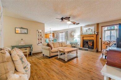 Spacious and wide open Living Room, new Scratch resistant WPC hard flooring