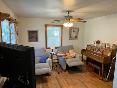 Den. Was originally a bedroom