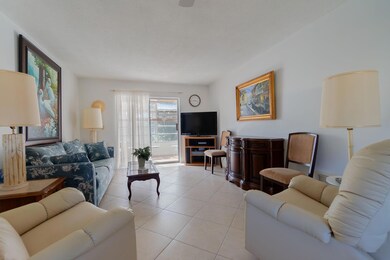 2102 NE 1st Way unit 204, Boynton Beach, FL 33435 - photo 7