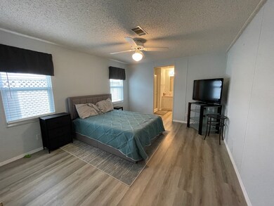 9439 Big Apple Ln unit 702, Lakeland, FL 33810 - photo 6