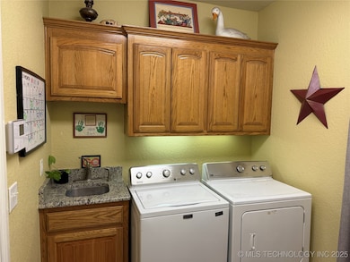 1003 Stone Creek Dr, Ardmore, OK 73401 - photo 6