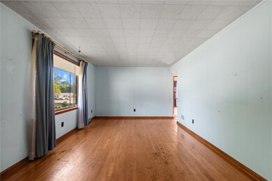 306 Lunn Blvd, Farrell, PA 16121 - photo 2