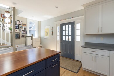 4 Franklin Ct, Brookline, MA 02445 - photo 3