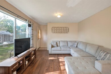 8421 Bertwood St, Houston, TX 77016 - photo 5