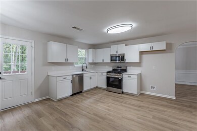 7497 Spoleto Loop, Fairburn, GA 30213 - photo 6