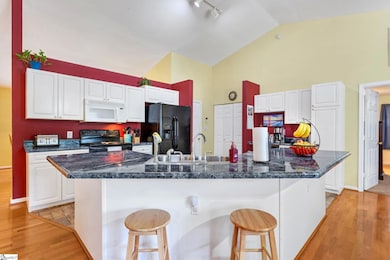 122 Confederate Ln, Greer, SC 29651 - photo 7