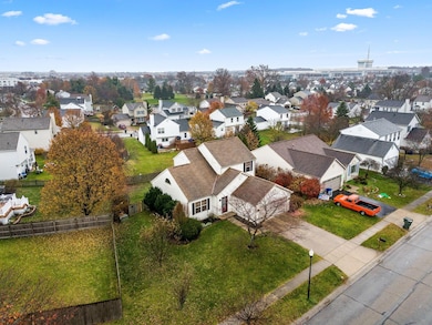 9002 Newmills Ln, Lewis Center, OH 43035 - photo 7