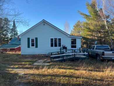 23 Hillcrest Ave, Millinocket, ME 04462 - photo 2