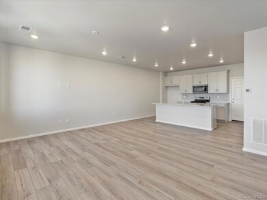 21203 E 63rd Dr, Aurora, CO 80019 - photo 4