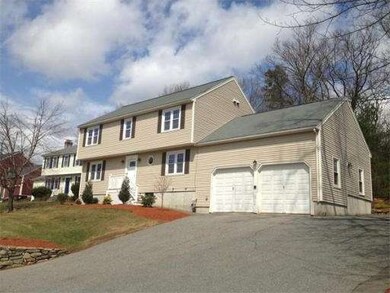 51 Hillando Dr, Shrewsbury, MA 01545 - photo 4