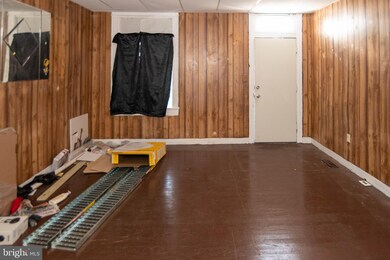 1615 Cypress St, Curtis Bay, MD 21226 - photo 2