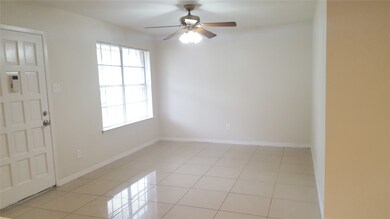 9515 Jaywood Dr, Houston, TX 77040 - photo 6