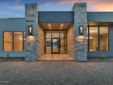 004_FRONT ENTRANCE