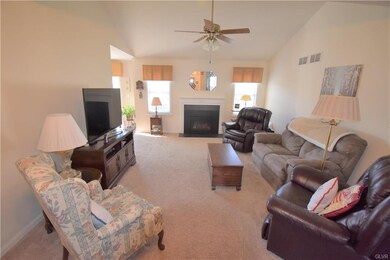 1242 Briarwood Ln, Easton, PA 18040 - photo 2