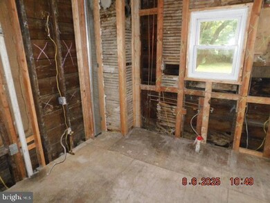 256 Ewingville Rd, Ewing, NJ 08638 - photo 7