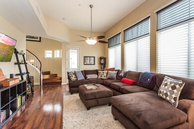 Living Room - spacious!