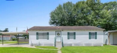 203 N Craig St, Jennings, LA 70546 - photo 2