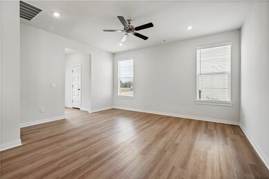 4849 W Triangle St, Fayetteville, AR 72704 - photo 6