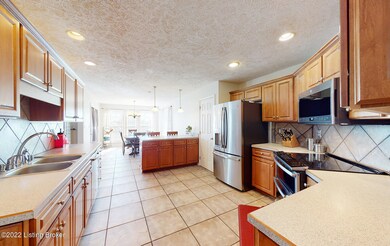 9626-Marcietta-Way_003