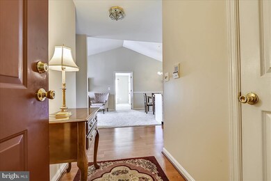 2001 Rudy Serra Dr unit 3C, Sykesville, MD 21784 - photo 5