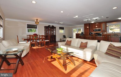 8013 Cindy Ln, Bethesda, MD 20817 - photo 5