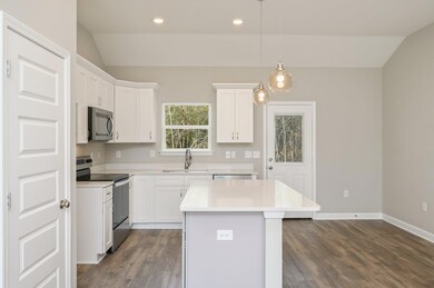 8-web-or-mls-3115 Pinot Way-04 - Copy