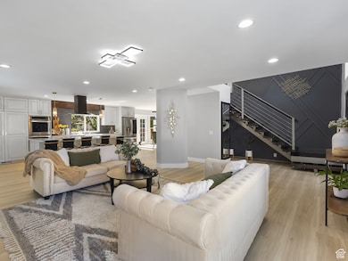 2551 W Winding Way, South Jordan, UT 84095 - photo 5