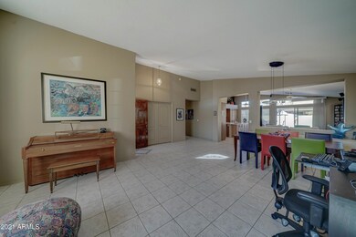 282 W El Freda Rd, Tempe, AZ 85284 - photo 5