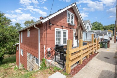 002_1330_hazen_st_17-edit