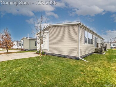 6267 Imperial Dr, Fenton, MI 48430 - photo 6