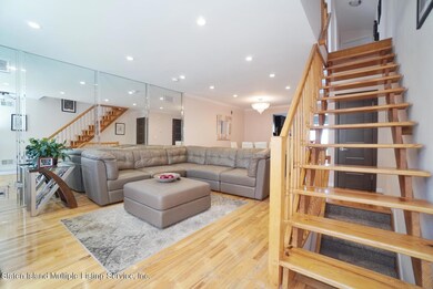 31 Heinz Ave, Staten Island, NY 10308 - photo 5