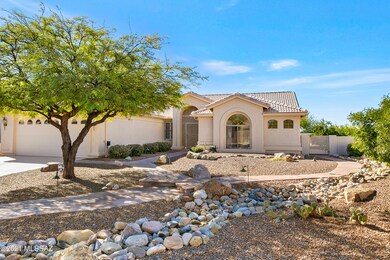 Lovely Yard & Landscaping