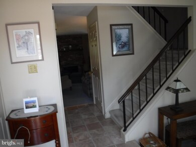 9 Briarwood Ct, Newtown, PA 18940 - photo 3