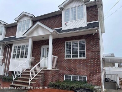 281 Riedel Ave, Staten Island, NY 10306 - photo 2