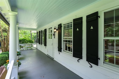 69 Whippoorwill Rd, Armonk, NY 10504 - photo 4