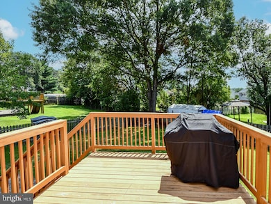 8600 Sumter Ln, Clinton, MD 20735 - photo 7