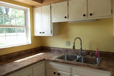 449 Barwood Dr, Columbus, OH 43230 - photo 5