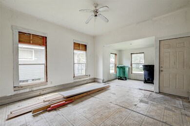 1221 Mathis St, Houston, TX 77009 - photo 5