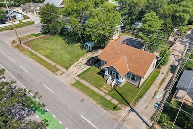 2318 E 1st St N, Wichita, KS 67214 - photo 3