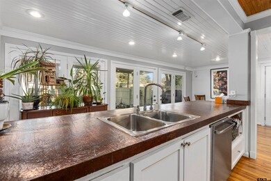 427 427 E 9th, Tyler, TX 75703 - photo 6