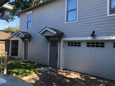 739 E 6th 1 2 St, Houston, TX 77007 - photo 2