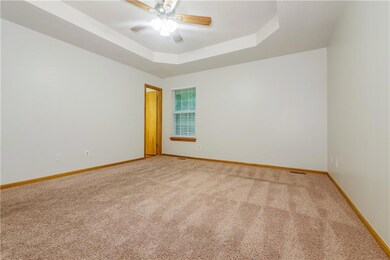 508 S Huntsman Blvd, Raymore, MO 64083 - photo 7